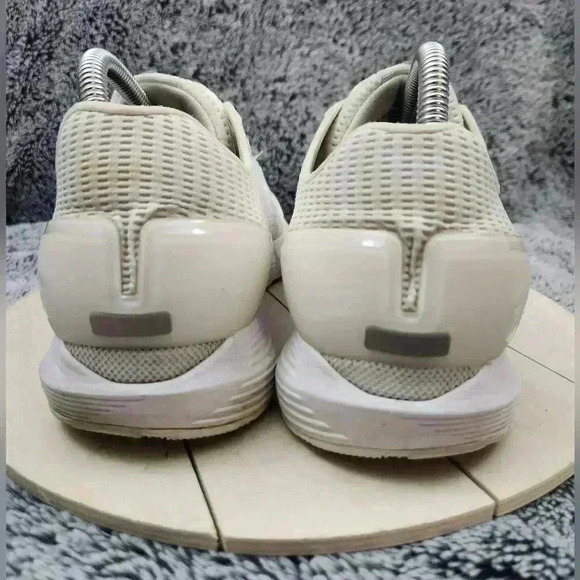 UNDER ARMOUR Hovr Sonic 2 Running Sneakers Shoes Bluetooth Men Size 9 - Picture 6 of 8